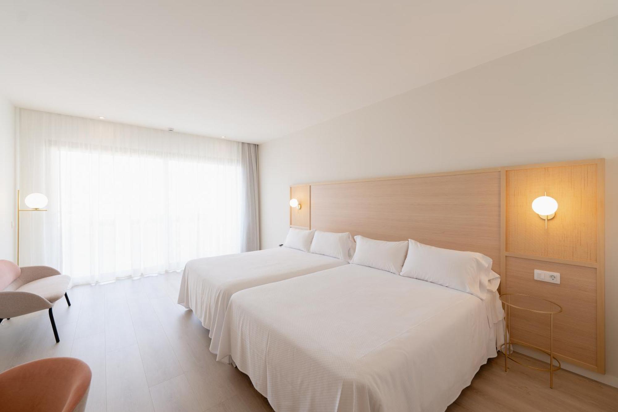Hotel Rh Ifach Калпе Екстериор снимка