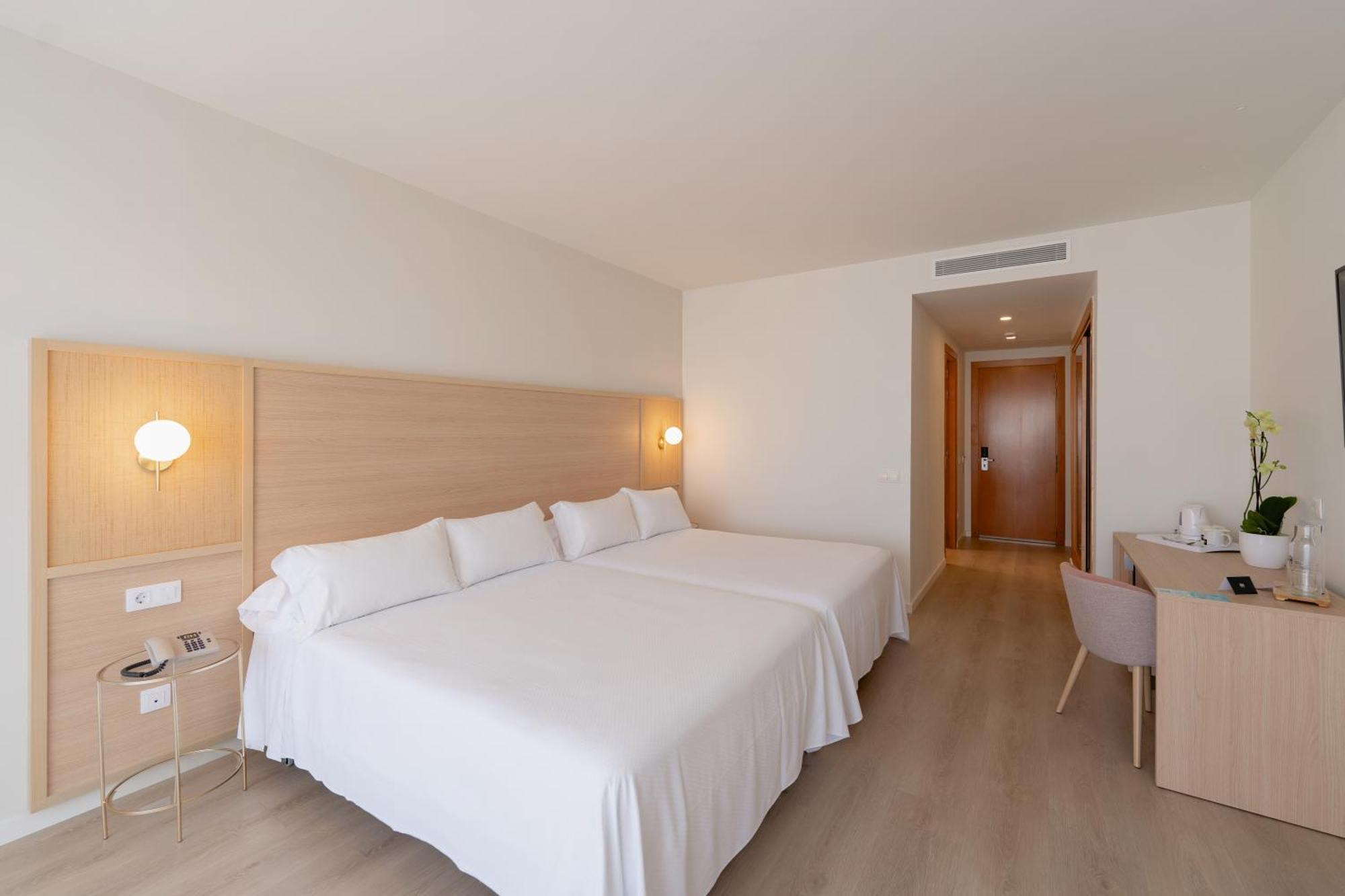 Hotel Rh Ifach Калпе Екстериор снимка